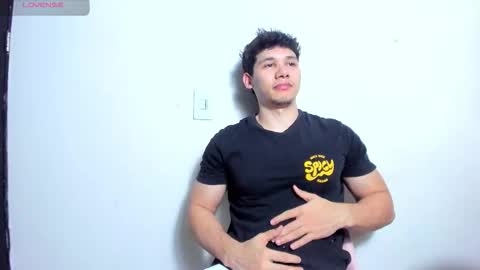 Snapshot of secretstudy_ chatting on 10/27/25, 08:07 Mod pepe online show from 10/27/25, 08:07