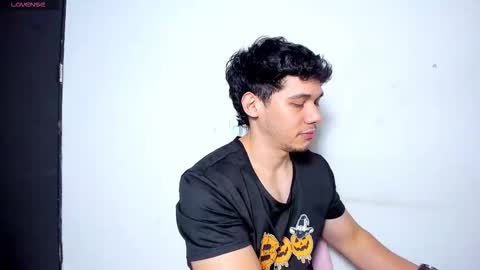 Snapshot of secretstudy_ chatting on 10/28/25, 07:56 Mod pepe online show from 10/28/25, 07:56