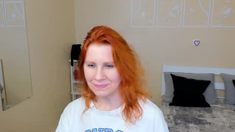 seductive_foxy_ online show from 02/14/26, 04:31