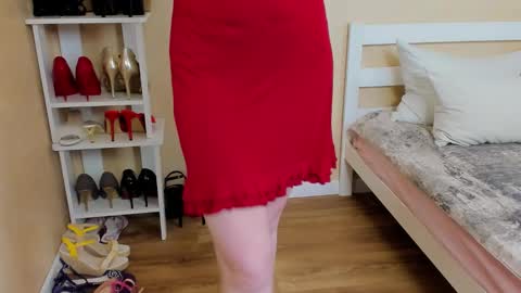 seductive_foxy_ online show from 03/16/26, 12:27