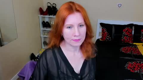 Snapshot of seductive_foxy_ chatting on 04/26/26, 02:42 seductive_foxy_ online show from 04/26/26, 02:42
