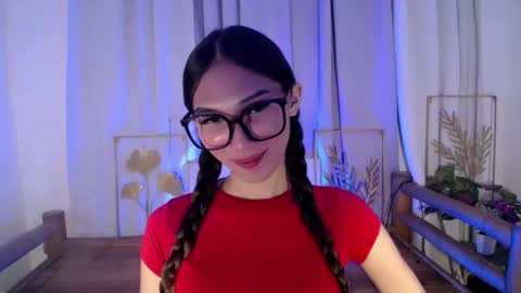 Snapshot of seductive_kimxxx chatting on 04/23/26, 03:36 your miss universe kim online show from 04/23/26, 03:36