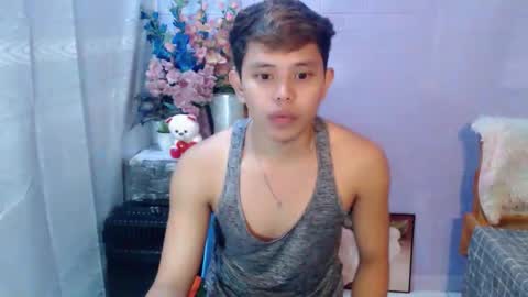 Snapshot of seductive_maxxx chatting on 05/15/26, 10:50 Max online show from 05/15/26, 10:50