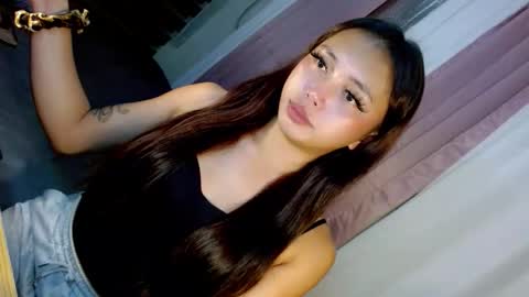 Im shy online show from 12/23/25, 05:16