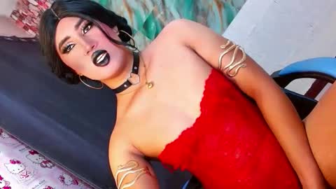 Snapshot of seductive_scarllete chatting on 12/21/25, 11:45 SCARLETTE online show from 12/21/25, 11:45