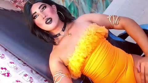 Snapshot of seductive_scarllete chatting on 01/06/26, 12:03 SCARLETTE online show from 01/06/26, 12:03