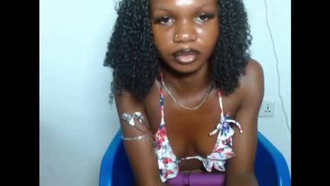 seductive_sugar247 online show from 04/18/26, 07:07