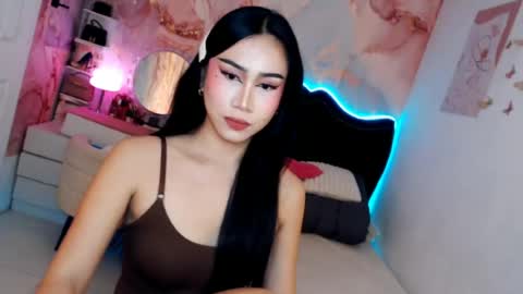 Snapshot of seductive_vana chatting on 07/11/26, 08:33 Vanessa online show from 07/11/26, 08:33