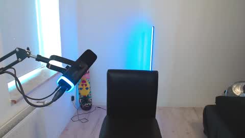 May online show from 09/15/25, 10:48