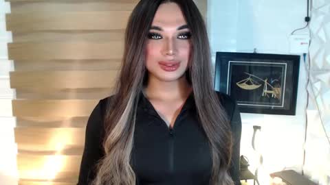 Deluxe online show from 03/01/25, 09:29