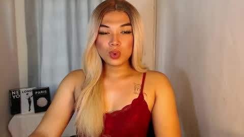 Deluxe online show from 09/12/25, 04:01