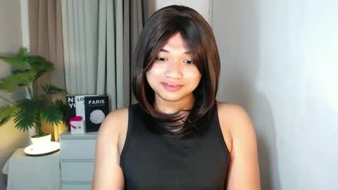 Deluxe online show from 12/22/25, 08:33