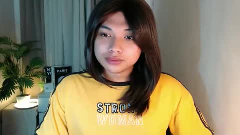 Deluxe online show from 02/21/26, 07:26