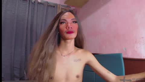 Snapshot of seductivehugecock69 chatting on 04/14/26, 06:08 seductivehugecock69 online show from 04/14/26, 06:08