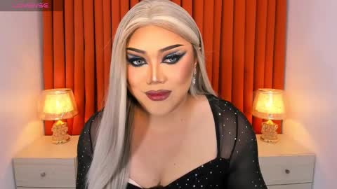 Natalie Mefford online show from 02/26/25, 06:11