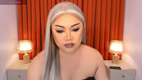 Natalie Mefford online show from 02/28/25, 05:37