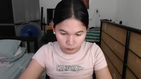 MEG online show from 04/12/26, 06:07