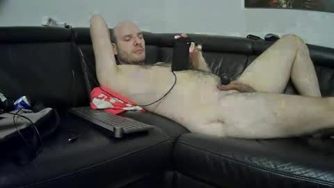 Snapshot of seeebi chatting on 12/06/24, 06:15 Sebastian online show from 12/06/24, 06:15