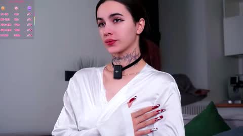 Snapshot of seeeyoubaby chatting on 11/18/25, 03:16 Slavia online show from 11/18/25, 03:16