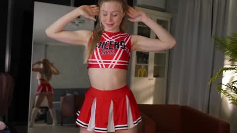 Jess online show from 11/21/25, 04:11