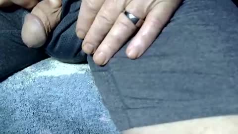 Snapshot of seeus24 chatting on 02/22/25, 11:35 seeus24 online show from 02/22/25, 11:35