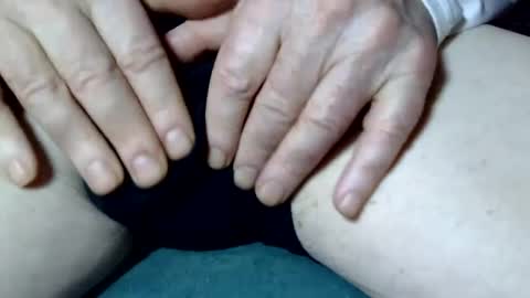 Snapshot of seeus24 chatting on 03/01/25, 06:43 seeus24 online show from 03/01/25, 06:43