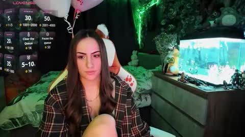 Snapshot of selby_paine chatting on 02/12/26, 04:57 Selby online show from 02/12/26, 04:57