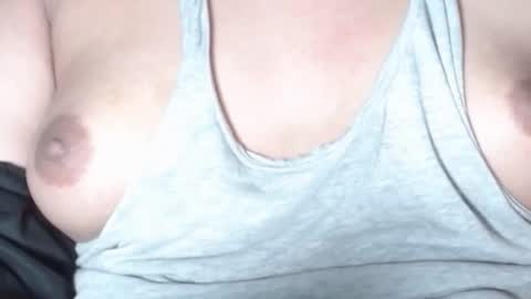 Snapshot of selda_ chatting on 12/17/24, 01:18 Selda online show from 12/17/24, 01:18