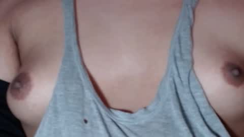 Snapshot of selda_ chatting on 01/02/25, 03:37 Selda online show from 01/02/25, 03:37