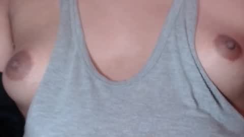 Snapshot of selda_ chatting on 01/08/25, 05:48 Selda online show from 01/08/25, 05:48