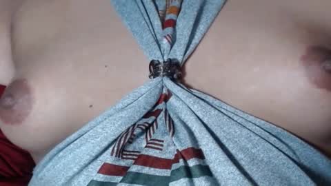 Snapshot of selda_ chatting on 02/18/25, 07:43 Selda online show from 02/18/25, 07:43