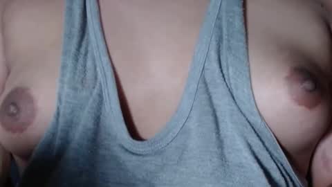 Snapshot of selda_ chatting on 02/28/25, 07:05 Selda online show from 02/28/25, 07:05