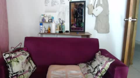 seleena_01 online show from 01/28/25, 11:17