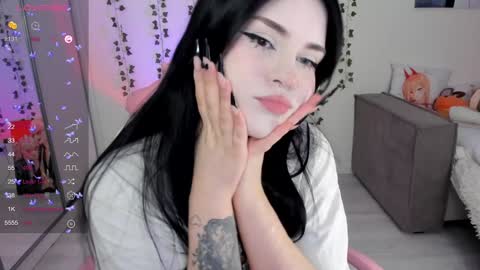 Selena  online show from 01/23/25, 05:02