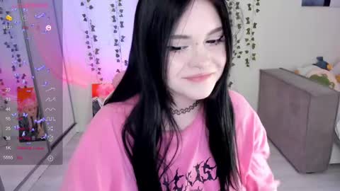 Selena  online show from 02/27/25, 05:13