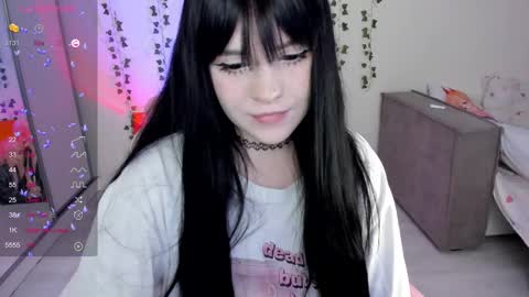 Selena  online show from 03/04/25, 05:11