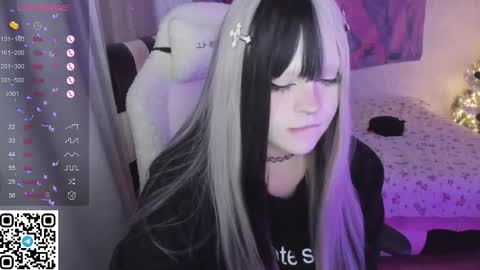 Selena  online show from 01/15/26, 07:35