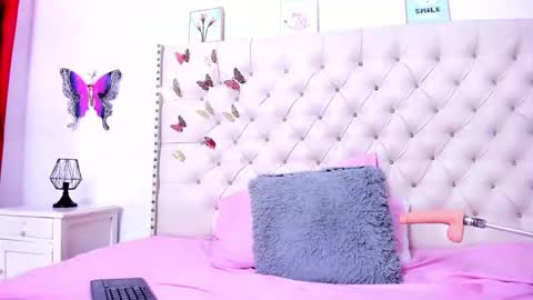 selena_beautyy online show from 01/16/26, 07:29