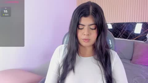 Snapshot of selena_diaz_ chatting on 07/09/26, 03:43 Selena online show from 07/09/26, 03:43
