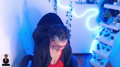 Snapshot of selena_ferreira chatting on 05/16/26, 11:31 Selena online show from 05/16/26, 11:31