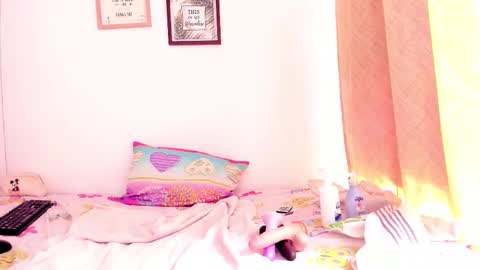 Snapshot of selena_jhonson1 chatting on 11/11/25, 02:17 Karen online show from 11/11/25, 02:17