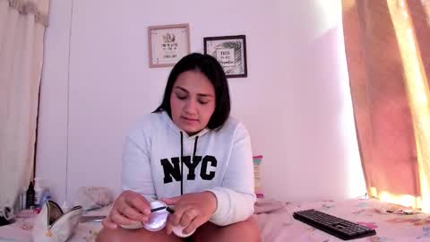 Snapshot of selena_jhonson1 chatting on 11/15/25, 04:14 Karen online show from 11/15/25, 04:14