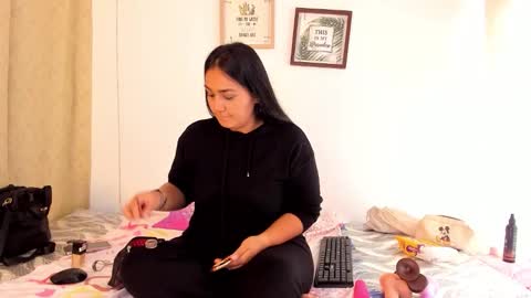 Snapshot of selena_jhonson1 chatting on 01/08/26, 02:08 Karen online show from 01/08/26, 02:08