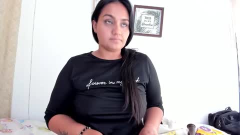 Snapshot of selena_jhonson1 chatting on 01/10/26, 04:09 Karen online show from 01/10/26, 04:09