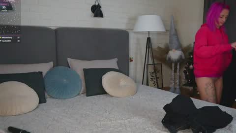 Selena Lily online show from 12/12/24, 12:55