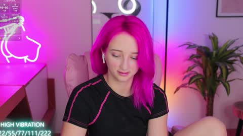 Selena Lily online show from 01/30/25, 03:40