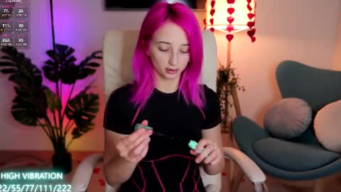 Selena Lily online show from 02/23/25, 07:17