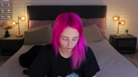 Selena Lily online show from 11/09/25, 01:20