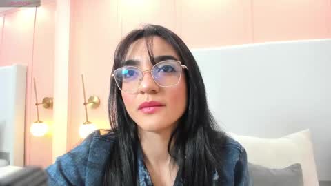 Snapshot of selena_rous chatting on 09/11/25, 12:05 Selena Rous online show from 09/11/25, 12:05