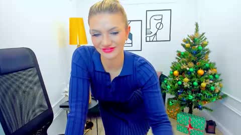 selenaemoore online show from 12/20/25, 05:25